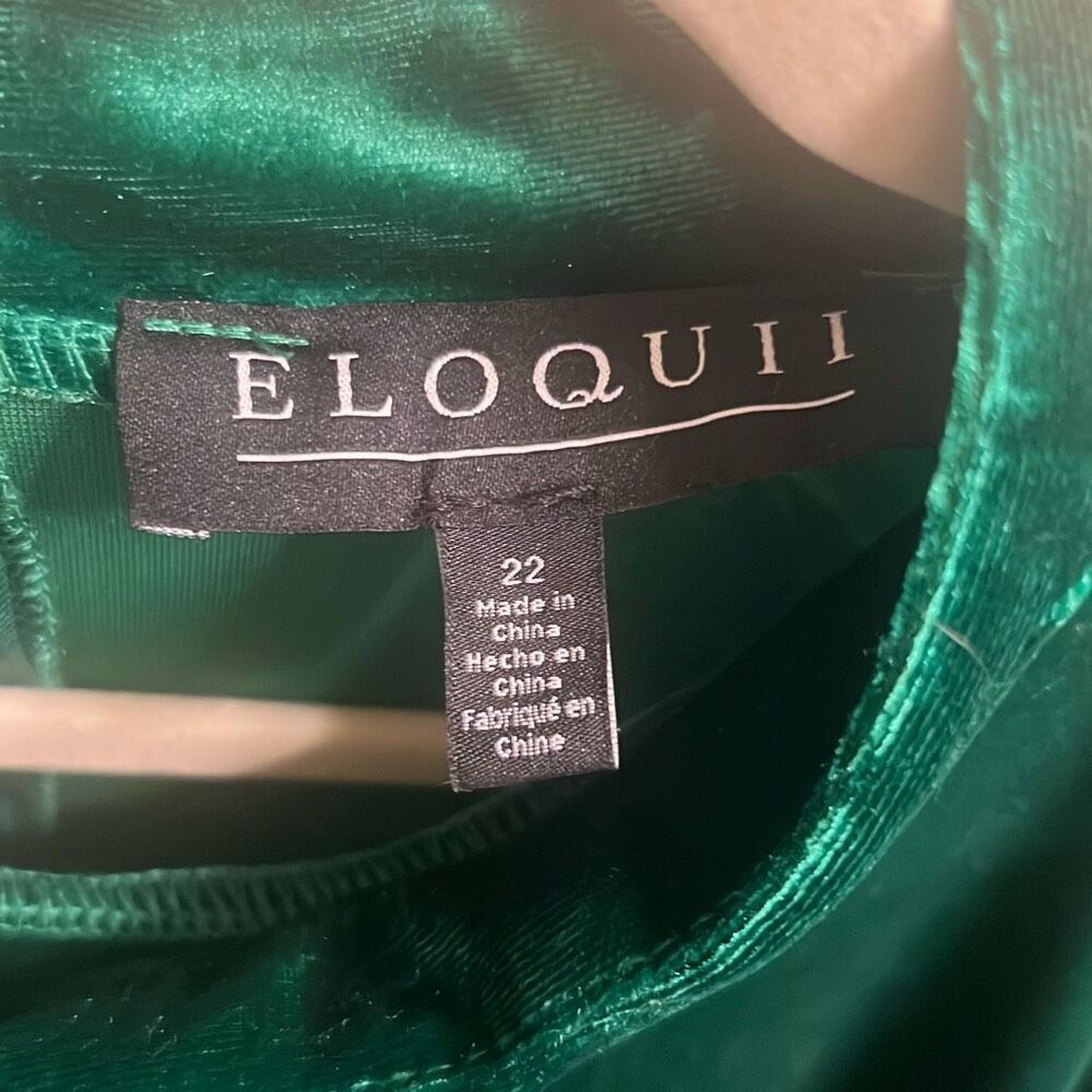 ✨Eloquii Green Velvet Mini Sz 22 Dress with Wrap Skirt✨ - Picture 6 of 9